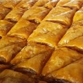 Premium Traditional Baklava in Chocolate: 6 Pieces (220-240g)