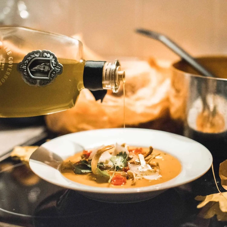 The Governor Premium Edition Extra Virgin Olive Oil from Early Harvest Corfu 500 ml – image 8