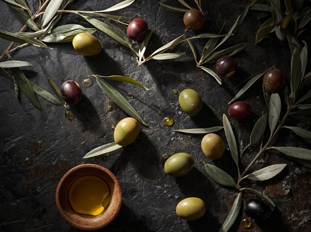 Greek Olive Varieties: Koroneiki, Athinolia, Lianolia, and Others — A Sommelier's Guide